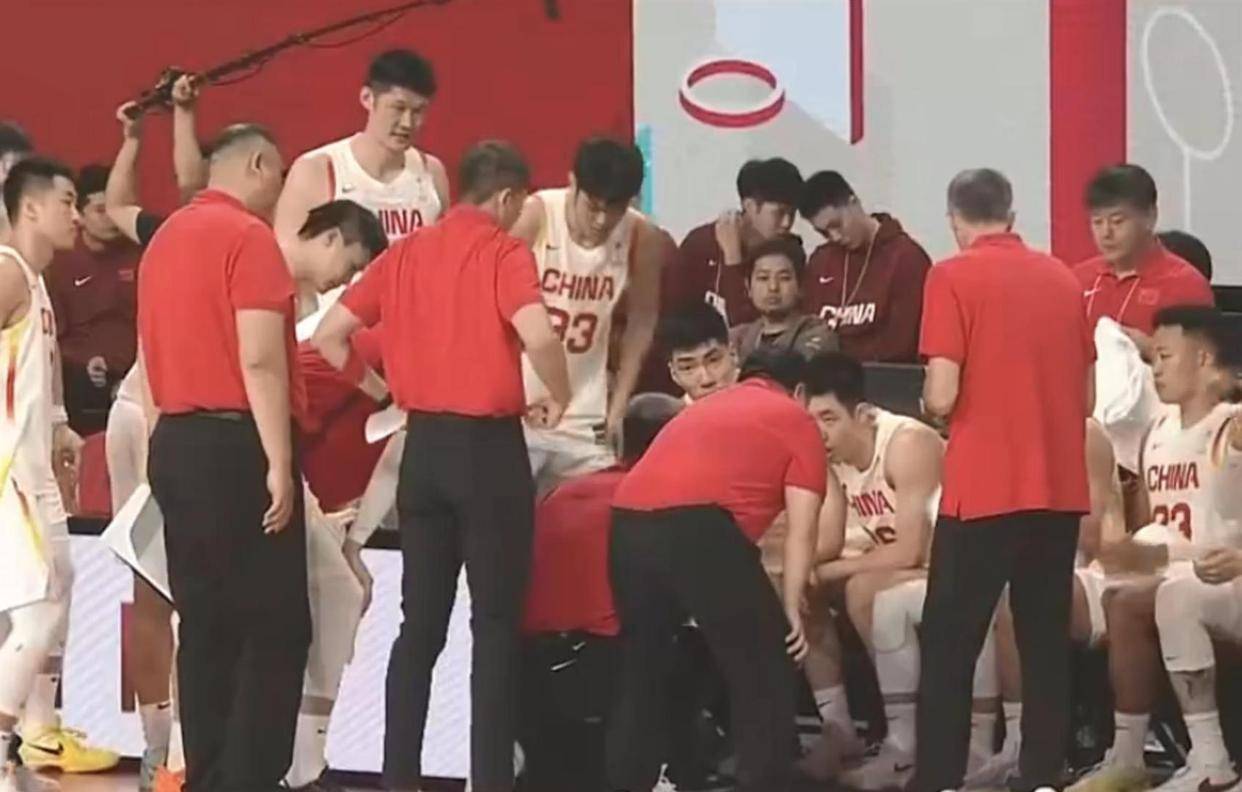 米乐官网入口-风云突变山东男篮国际比赛日扳平良机关键时刻篮板制胜引欢呼，阿贾克斯围绕欧冠战术微调瞬间刷屏的简单介绍
